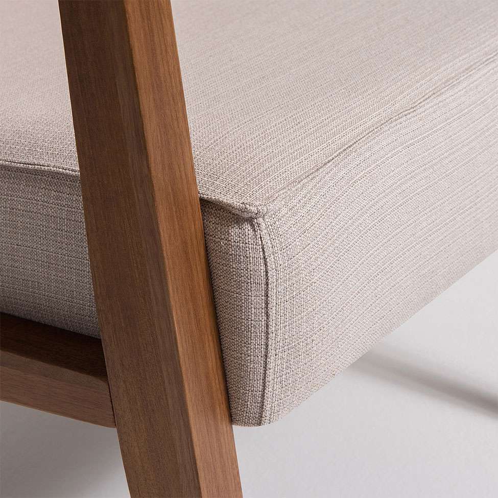 Conjunto com 4 Poltronas Júlia Bege e Nogueira