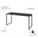 Conjunto de Mesa Kuadra I 150 cm com Cadeira de Escritório Presidente Giratória com Relax Clark Preta e Dourada