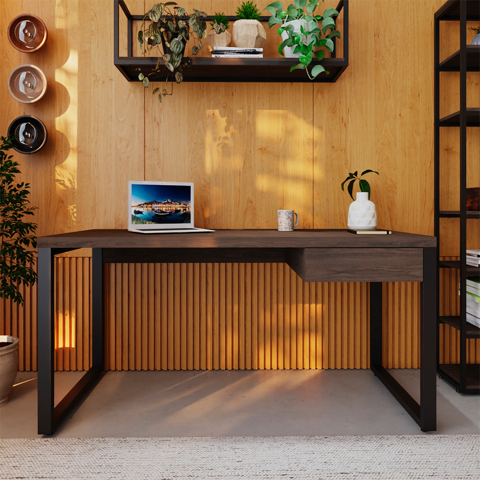 Mesa de Escritório Retangular Miguel 1 GV Marrom Escuro e Preta 150 cm