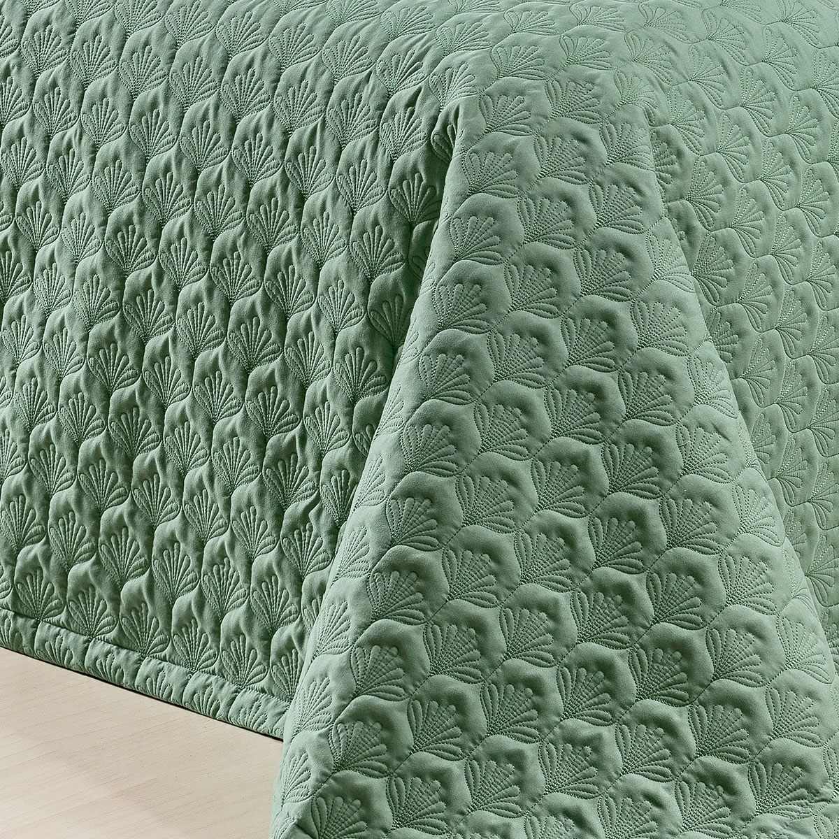 Cobre Leito Clássico King Size Verde Micro Percal Peletizado 200 Fios + Jogo de Cama - 7 Peças