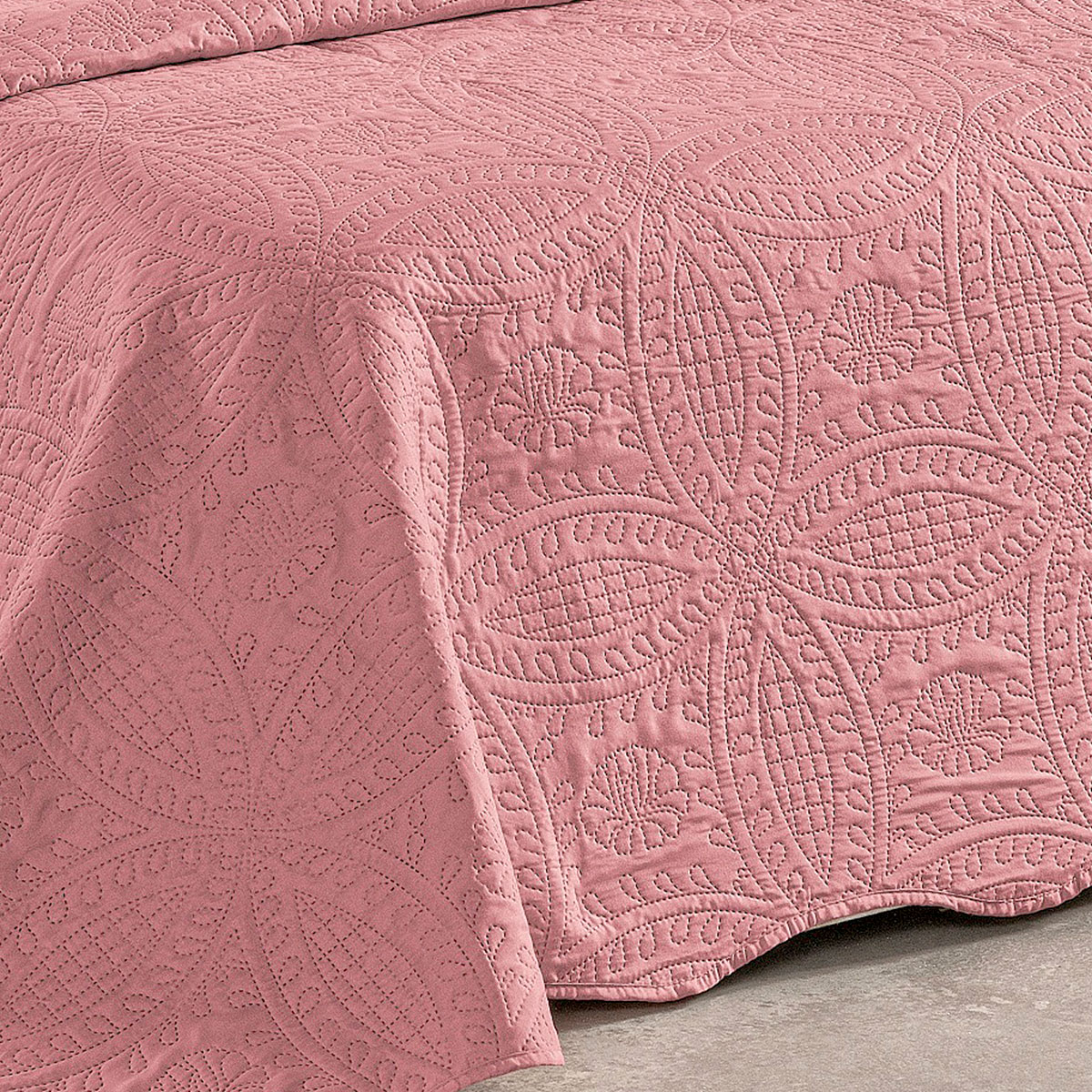 Colcha Vinho King Bouti Dupla Face Matelada Ultrassônico + Jogo de Cama Ponto Palito - 7 Peças