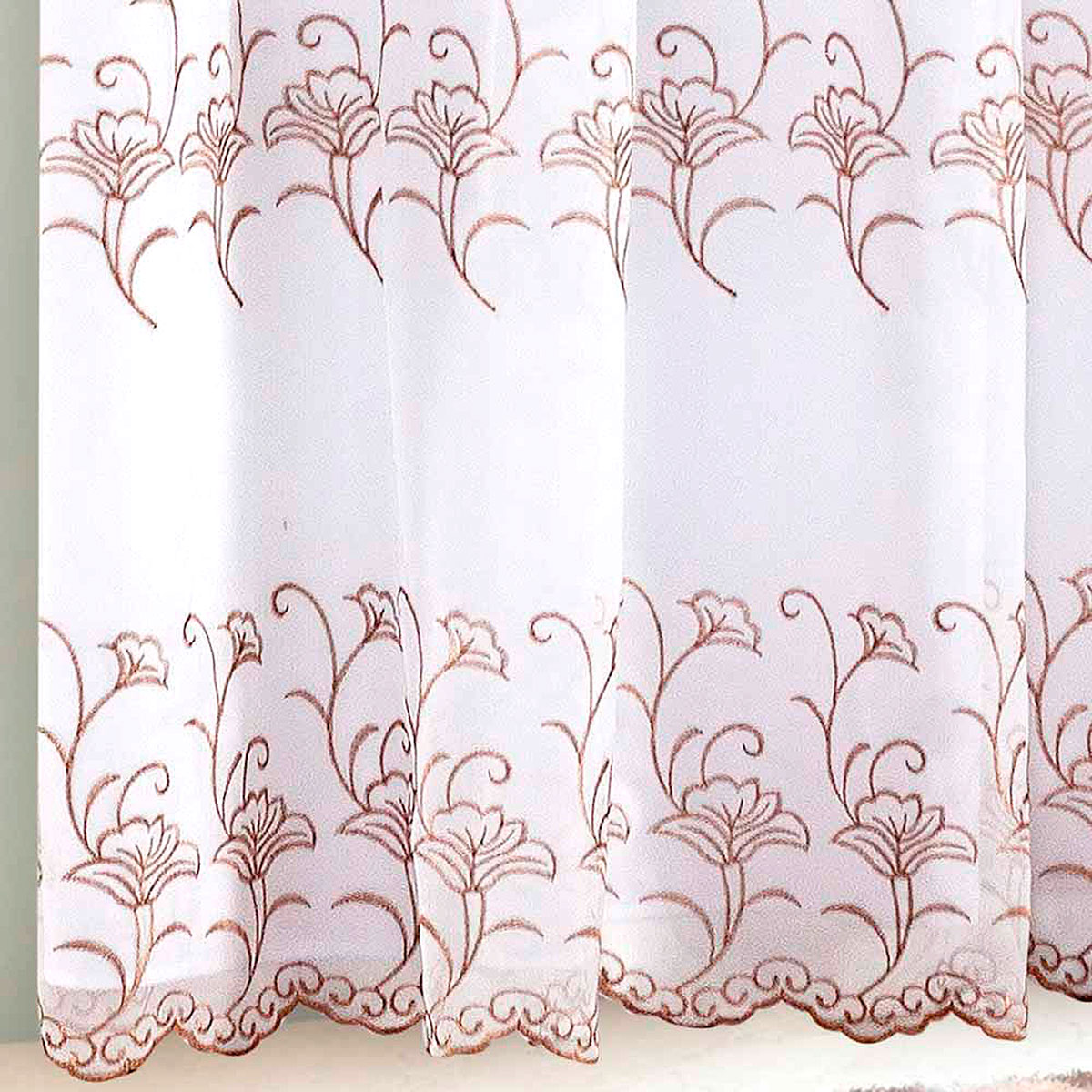 Cortina para Quarto de Voil com Forro 3,00m x 2,50m Loren Bordada com detalhes Tabaco ideal para Varão de 3 metros simples