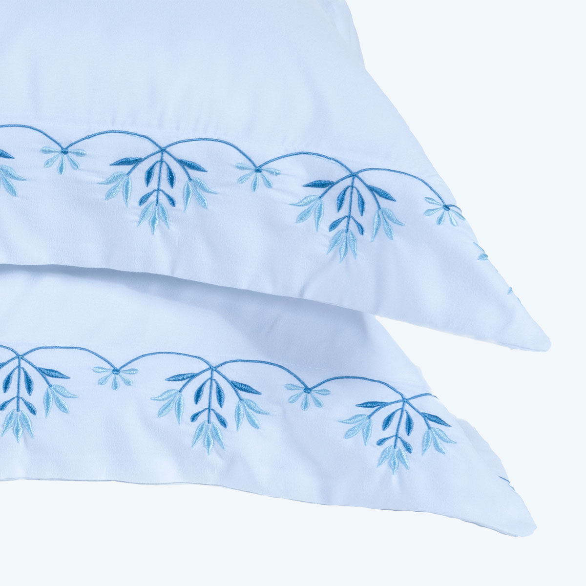 Jogo de Cama Branco / Azul Solteiro 100% Algodão 200 Fios 3 Peças
