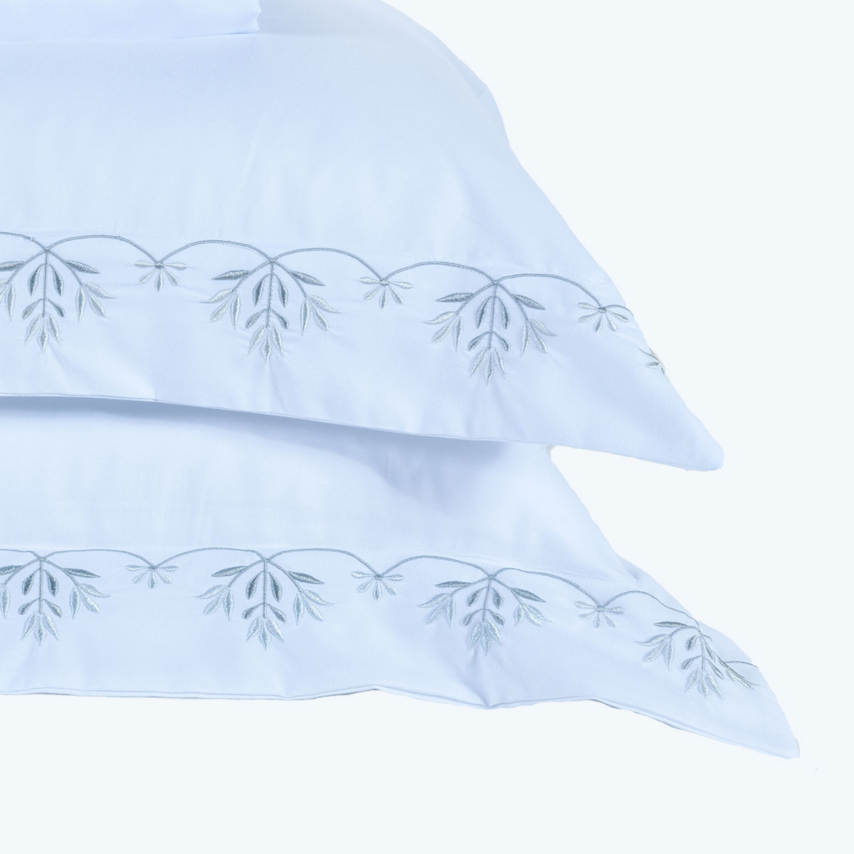 Jogo de Cama King Size Bordado Branco / Prata 100% Algodão 200 Fios 4 Peças
