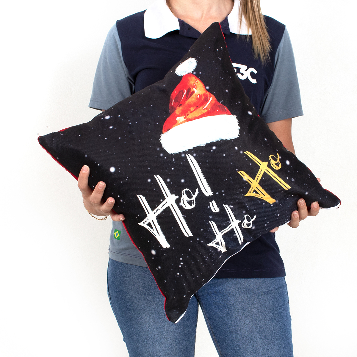 Kit Almofada Natal 2 Unidades Estampada Decorativa 40cm x 40cm Tecido Suede com refil de Silicone