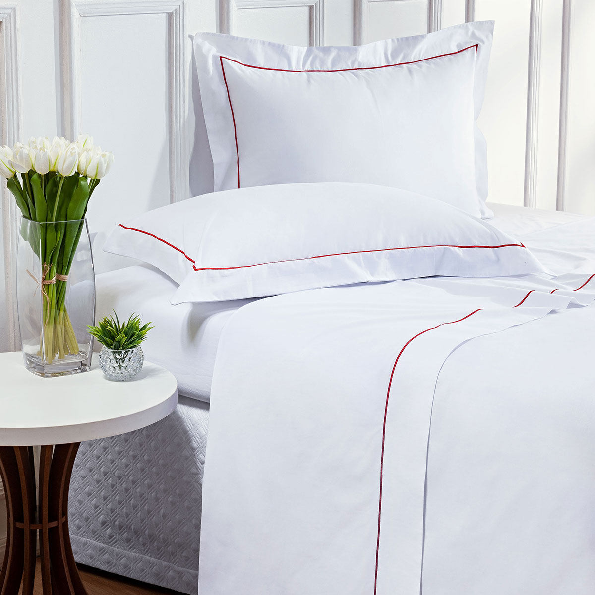 Kit Cobre Leito Casal Estampado Floral Vinho 200 Fios + Jogo de Cama 100% Algodão - 7 Peças