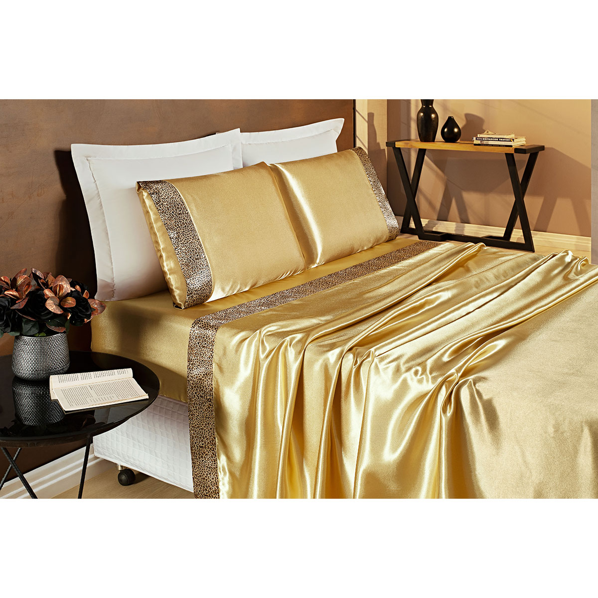 Kit Jogo de Cama de Cetim Charmousse King Dourado 4 Peças