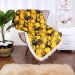 Kit Manta de Sofá Floral Amarela 1,50m x 1,50m + 3 Almofadas Decorativas 45cm x 45cm com refil