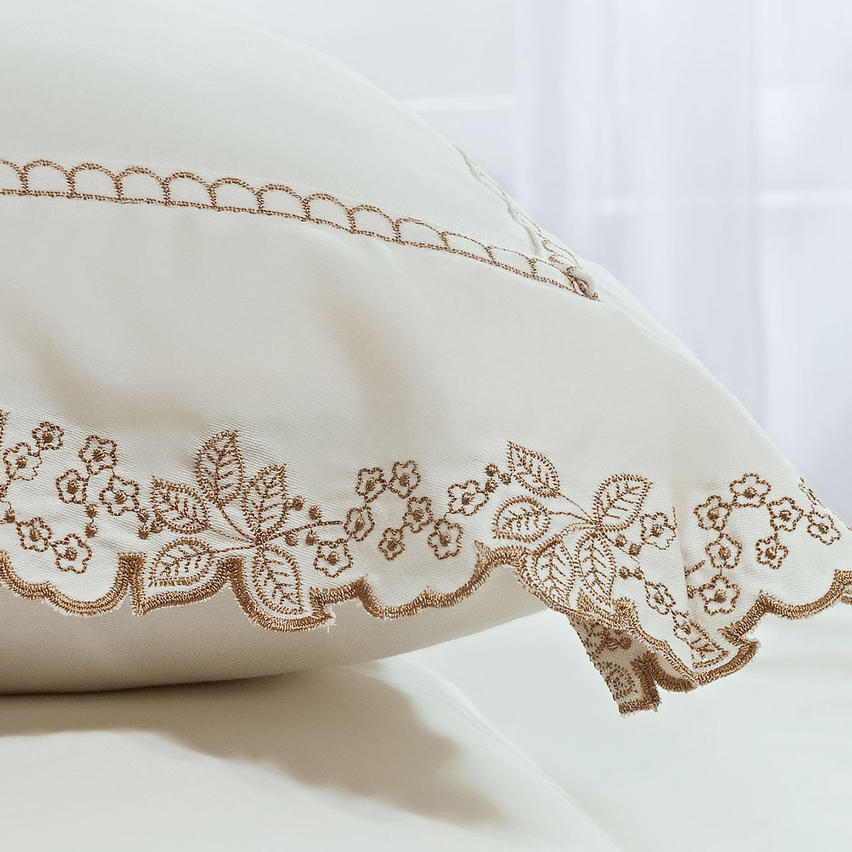 Roupa de Cama Bordado Palha 200 Fios 100% Algodão King Size 4 Peças