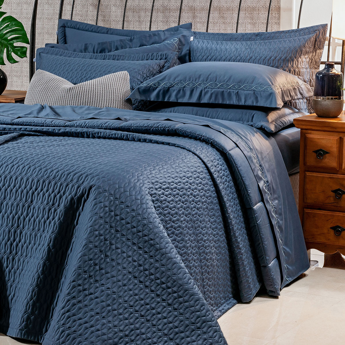 Roupa de Cama Queen 400 Fios Egípcio Azul 100% Algodão Bordado 4 Peças