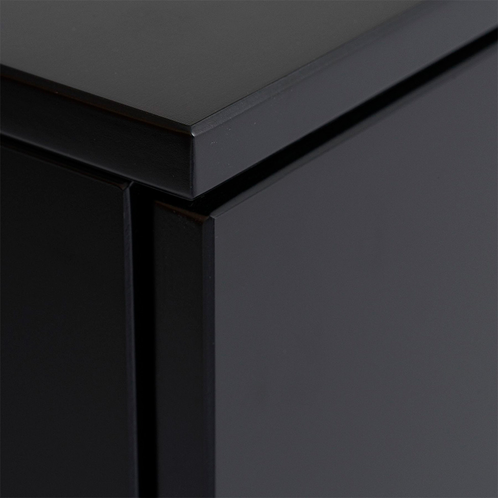Buffet Skin 4 PT Preto e Garapa