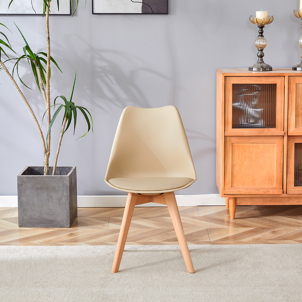 Cadeira Liore Revestimento Sintético Bege e Madeira