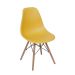 Conjunto com 10 Cadeiras DKR Eames Açafrão e Madeira