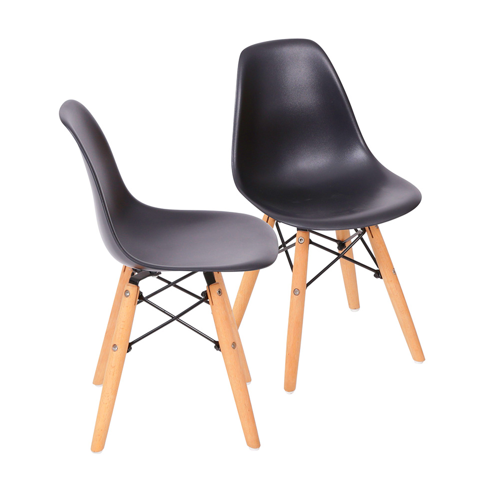 Conjunto com 2 Cadeiras Infantis DKR Eames Preto e Madeira
