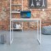 Conjunto de Mesa Studio Snow e Branca com Cadeira de Escritório Secretária Giratória Clean Preta