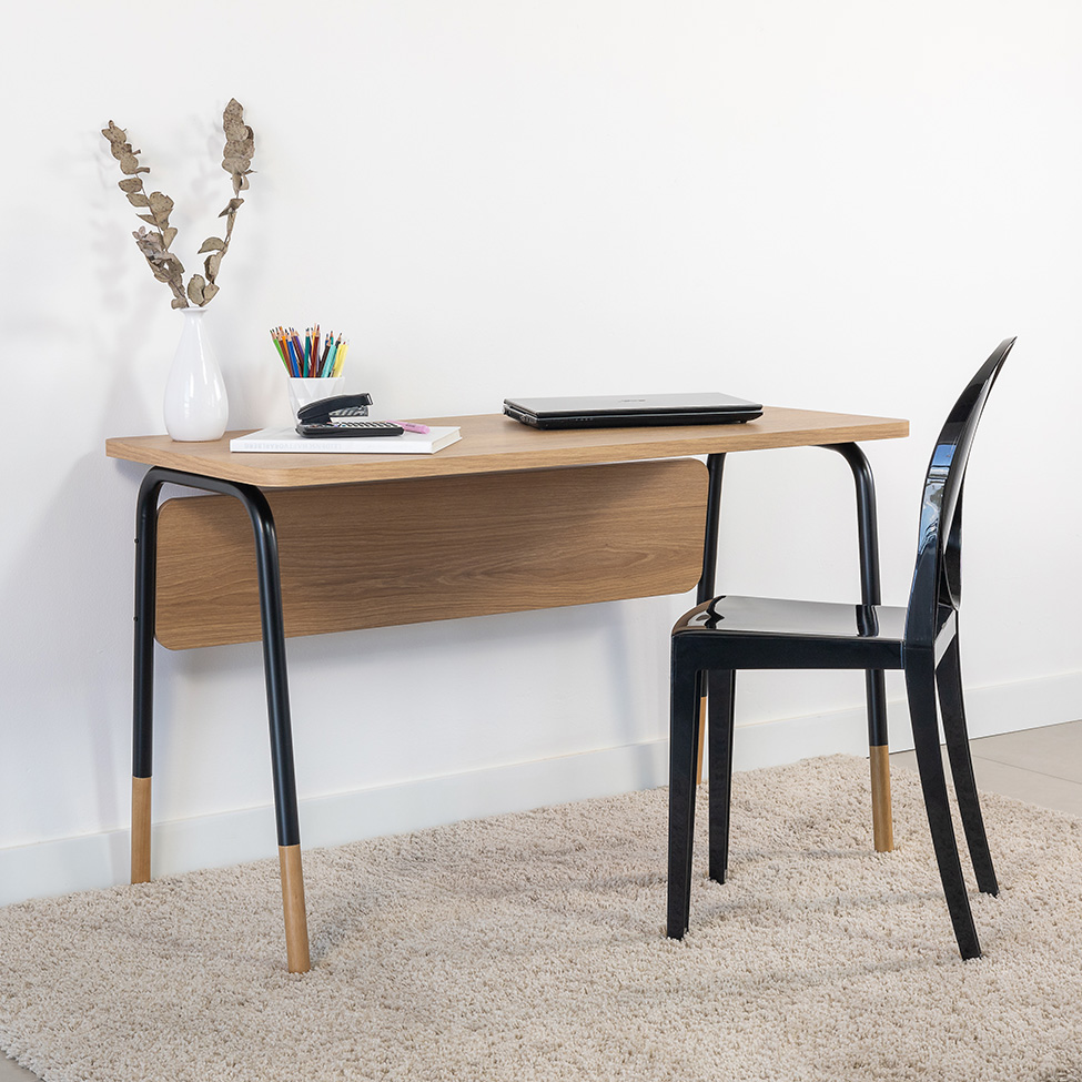 Escrivaninha Flexus Hanover e Preta 136 cm