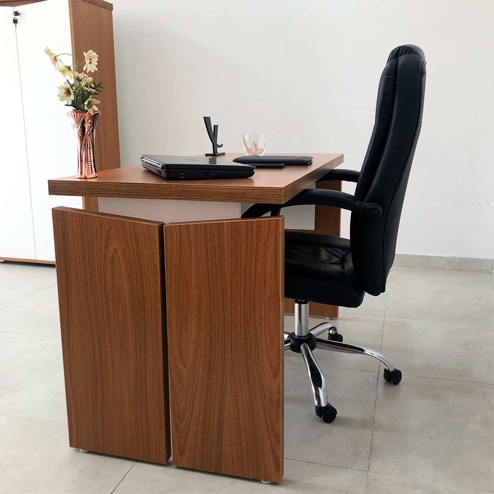 Mesa de Escritório Lane Freijó e Branca 125 cm