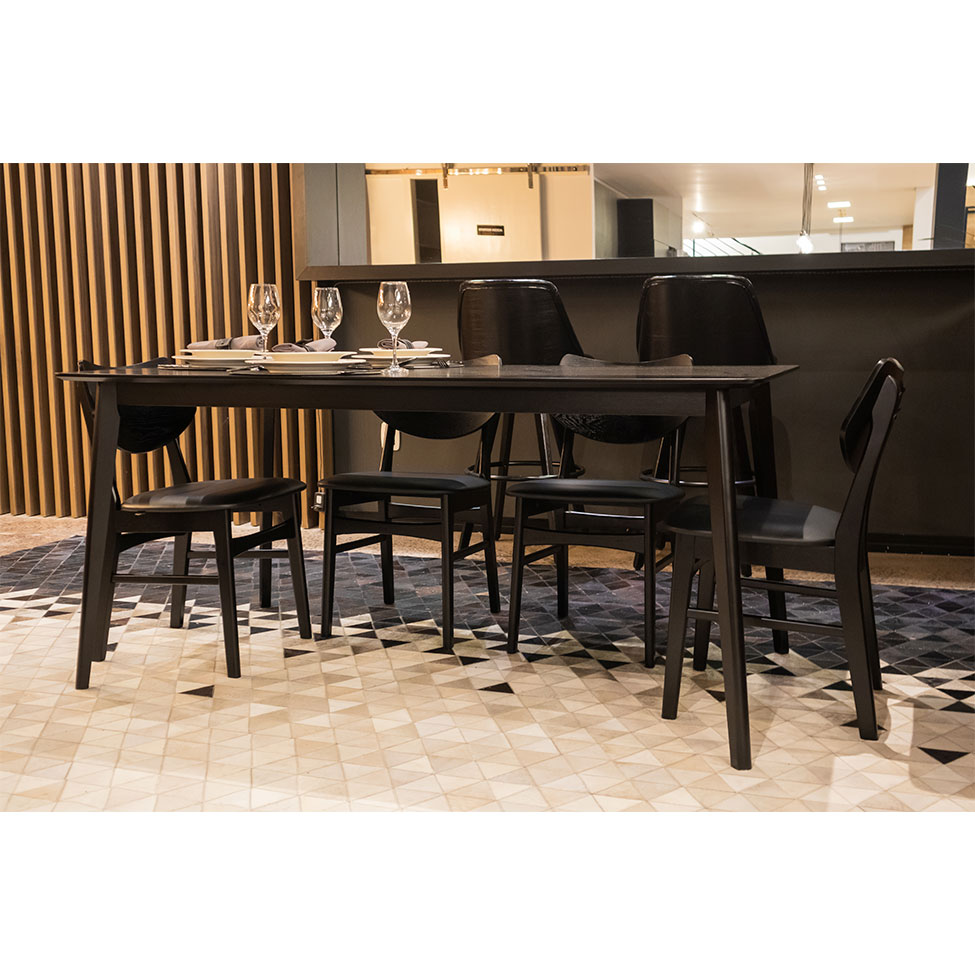 Mesa de Jantar Retangular Finlândia Preta 160 cm