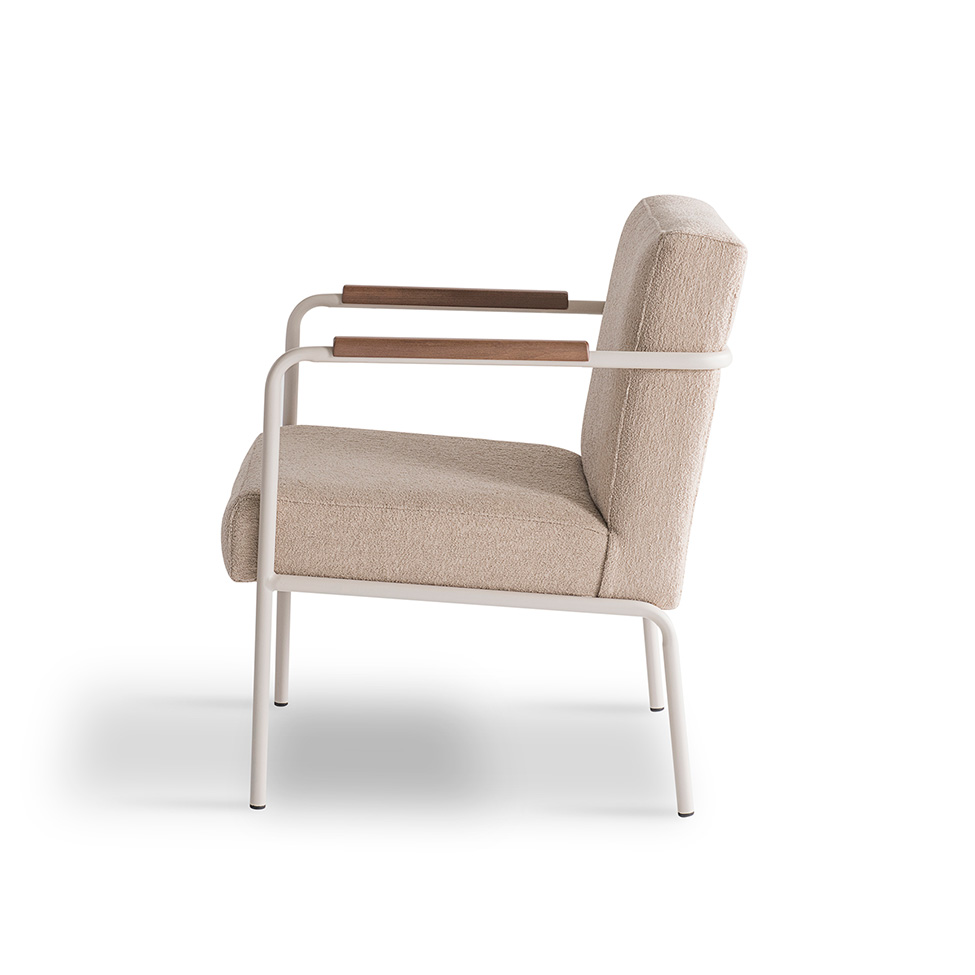 Poltrona Lope Bouclé Bege e Off White