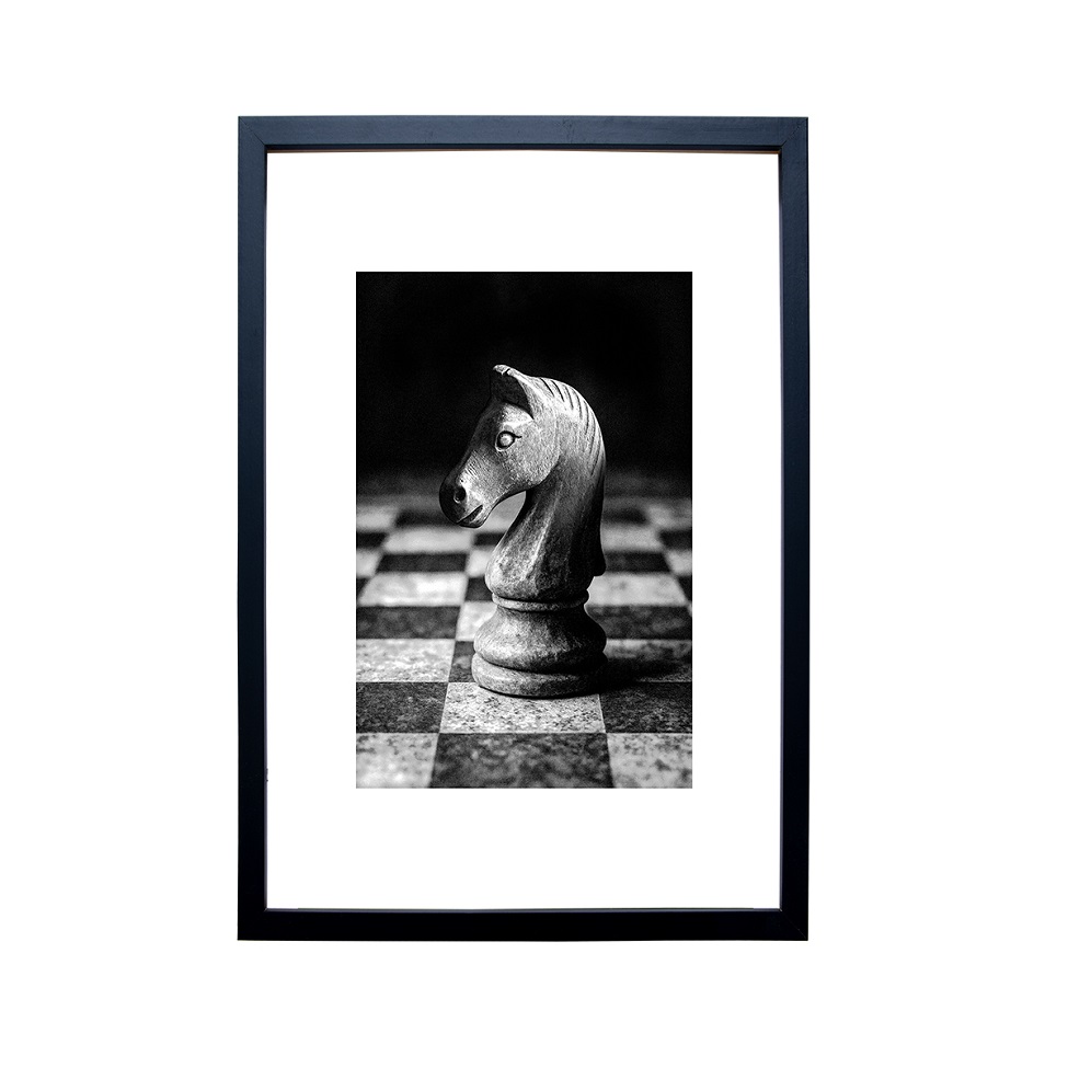 Quadro Decorativo com Vidro Chess Knight Preto e Branco