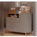 Quarto de Bebê Candy com Berço, Guarda-Roupa 4 PT 4 GV e Cômoda 1 PT 3 GV Fendi e Nature
