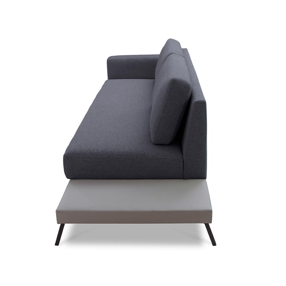 Sofá 3 Lugares Matteo com Mesa de Apoio Direita Linho Cinza 180 cm