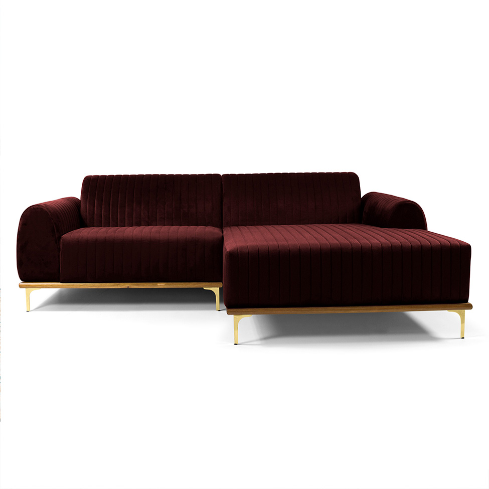 Sofá 3 Lugares Molino com Chaise Direito Veludo Bordô e Dourado