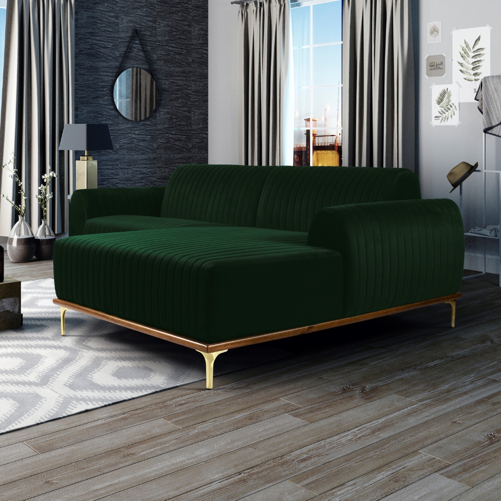 Sofá 3 Lugares Molino com Chaise Direito Veludo Verde e Dourado
