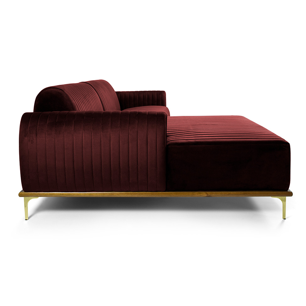 Sofá 3 Lugares Molino com Chaise Esquerdo Veludo Bordô e Dourado