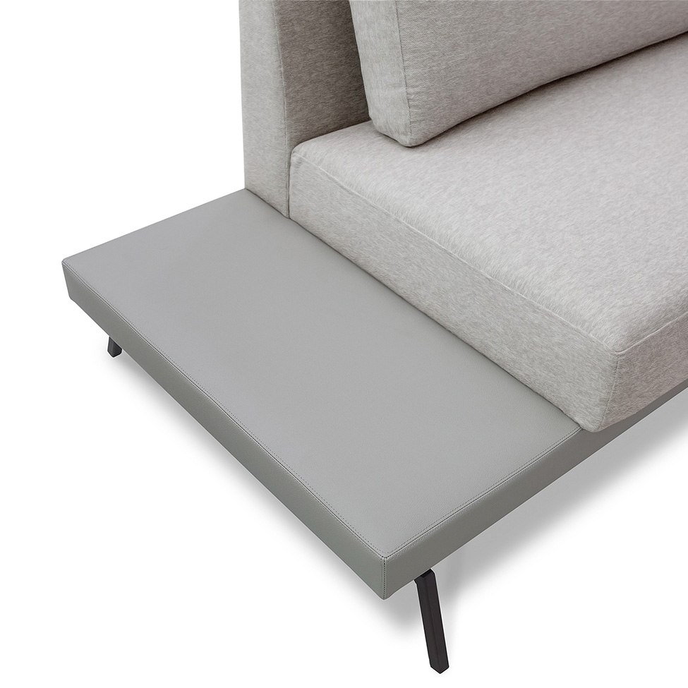 Sofá 4 Lugares Matteo com Mesa de Apoio Esquerda Linho Bege 260 cm