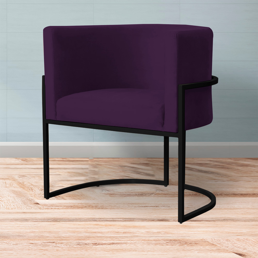 Kit 2 Poltronas Decorativa Sala de Estar Luana Base Preta Veludo Roxo - Montanaris Decor