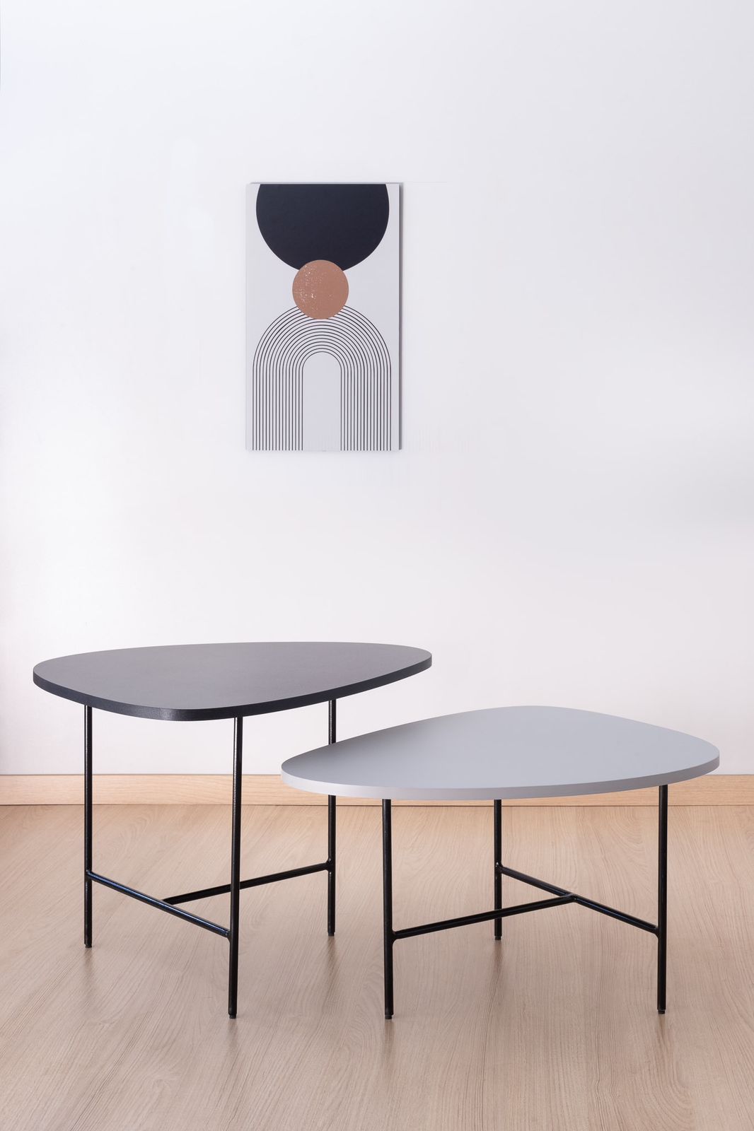 Conjunto de mesas de centro orgânica Mira estilo industrial moderna