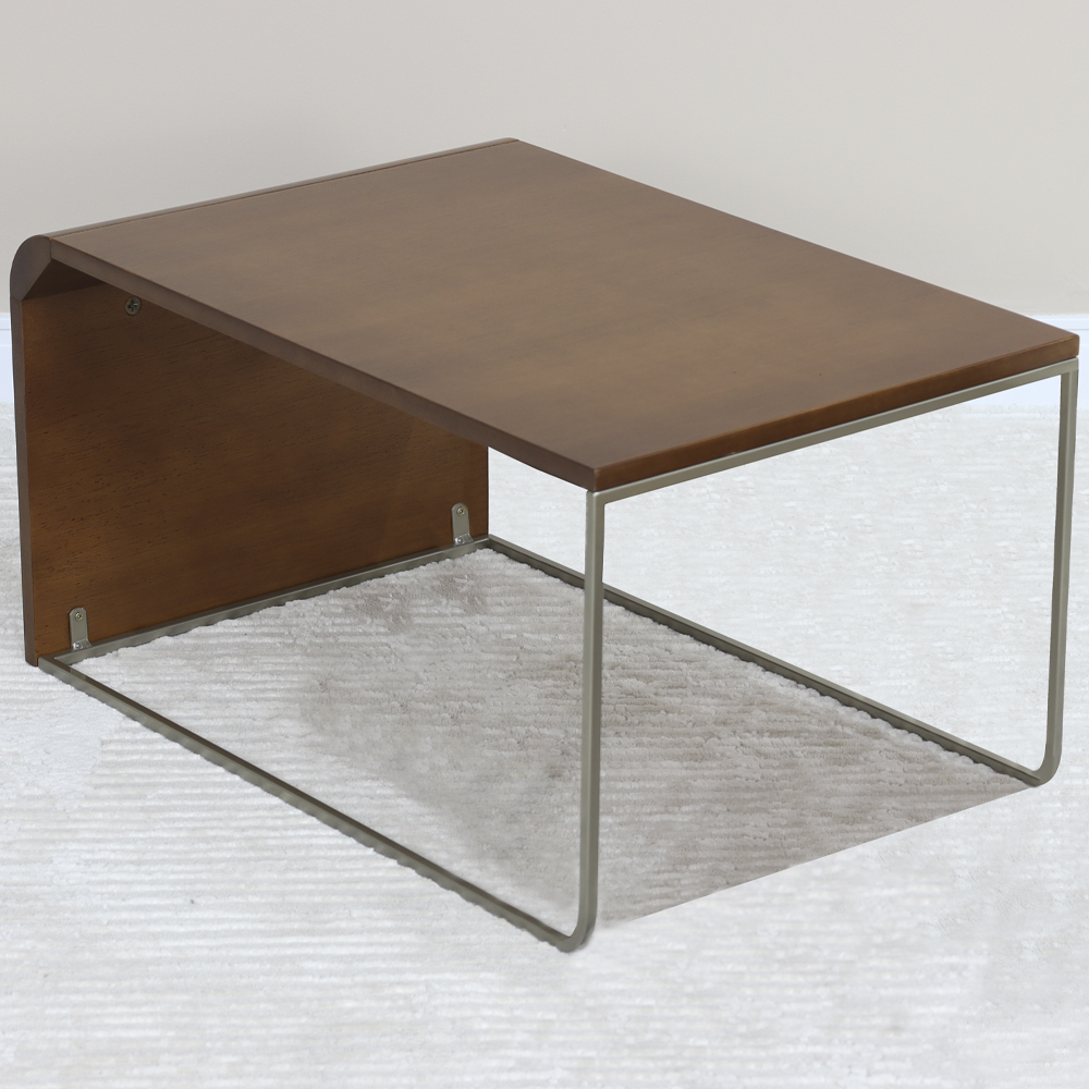 Mesa De Centro Alta Madeira Pinhao Base Metal Niquel Nacc