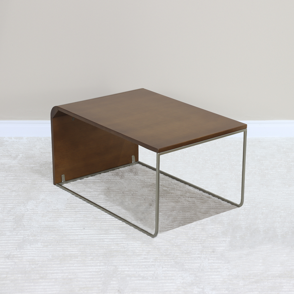 Mesa De Centro Alta Madeira Pinhao Base Metal Niquel Nacc