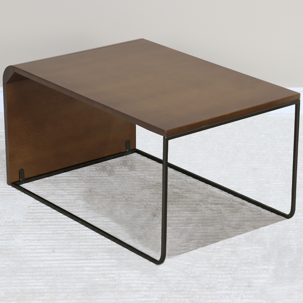 Mesa De Centro Alta Madeira Pinhao Base Metal Preto Nacc