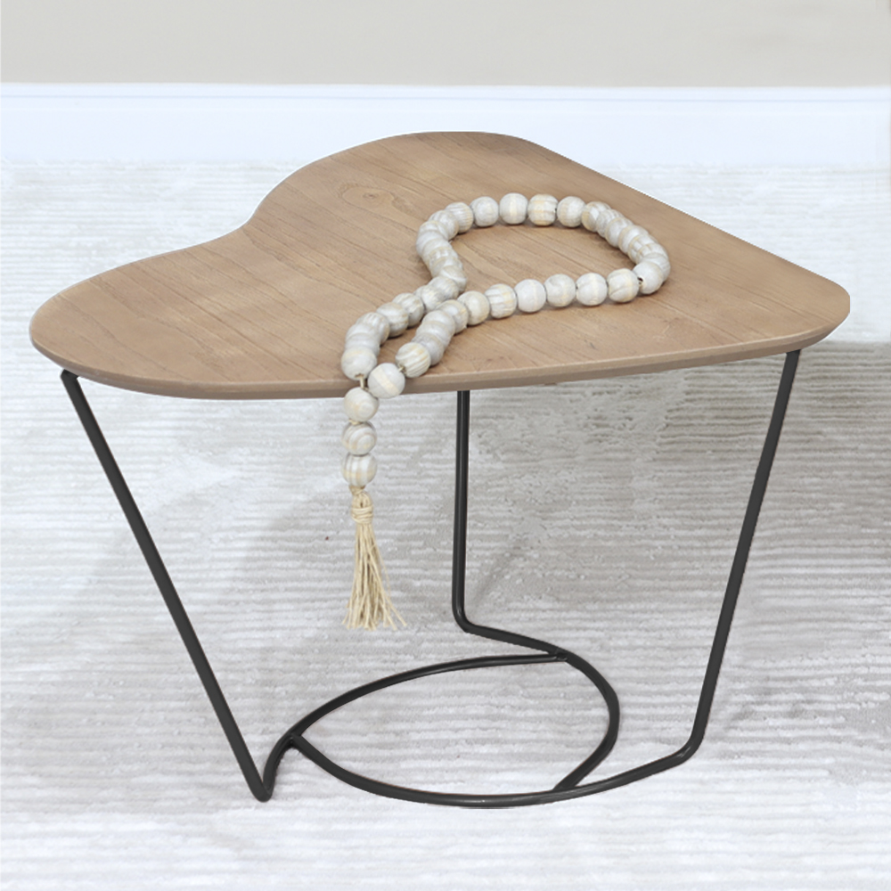 Mesa De Centro Organica Coraçao Amendoa Base Metal Preto Nacc