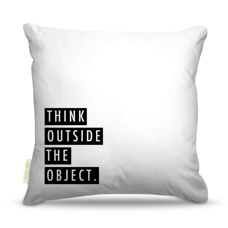 Almofada Nerderia Think Outsite