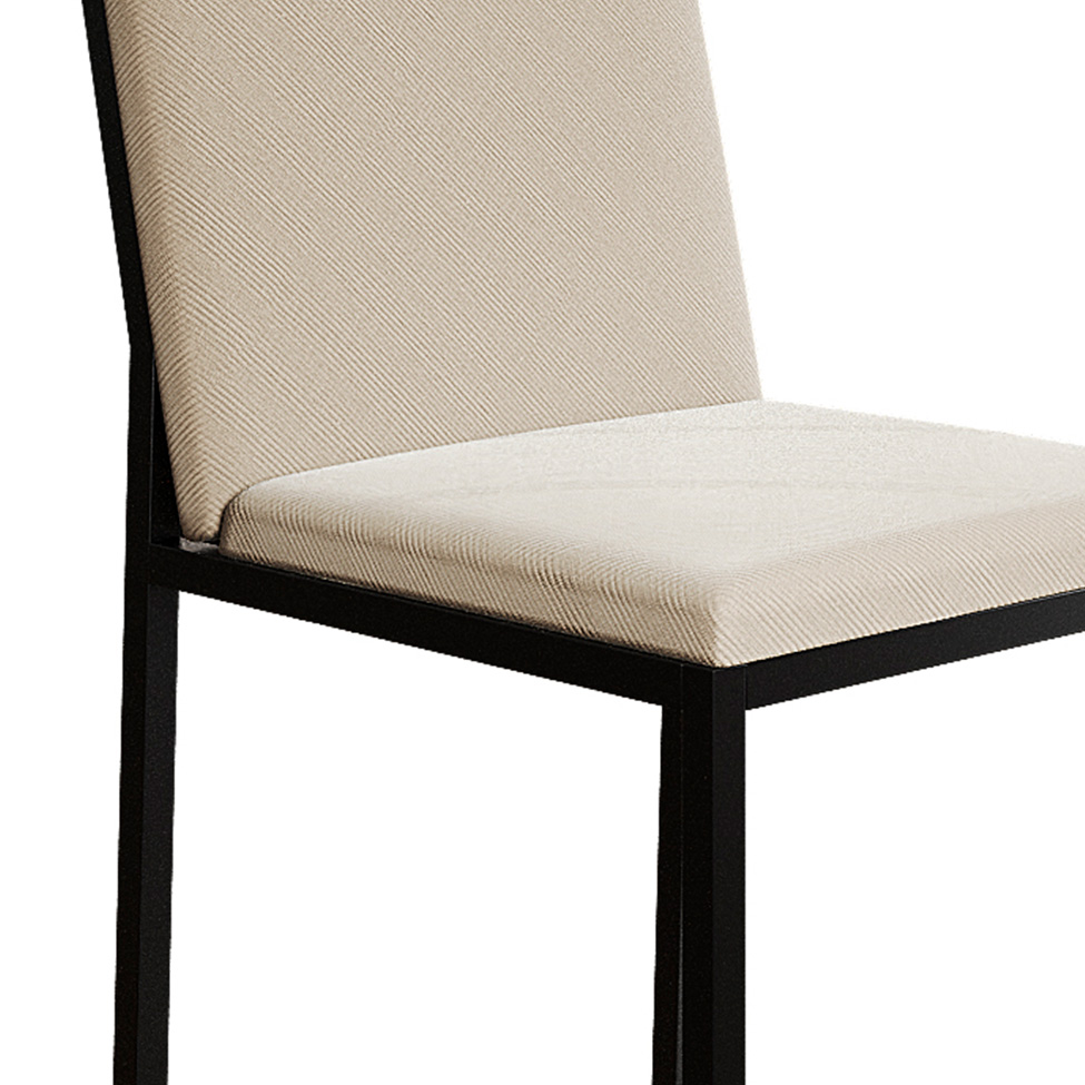 Conjunto de Mesa de Jantar com Tampo Imbuia e 4 Cadeiras Mônaco Veludo Bege e Preto