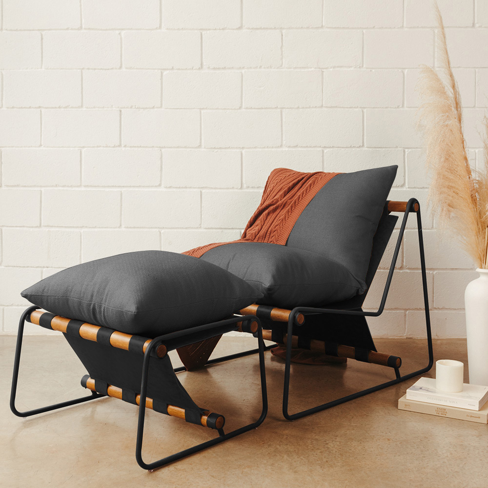Kit Poltrona com Puff Turim Base Aço Preto Recouro Black Poliéster Cinza - Nexta Casa