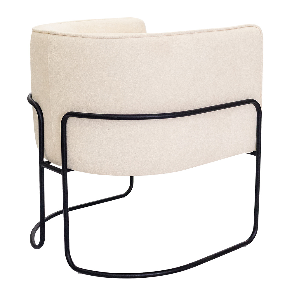 Poltrona Decorativa Betina Base Aço Preto Bouclé Off White - Nexta Casa