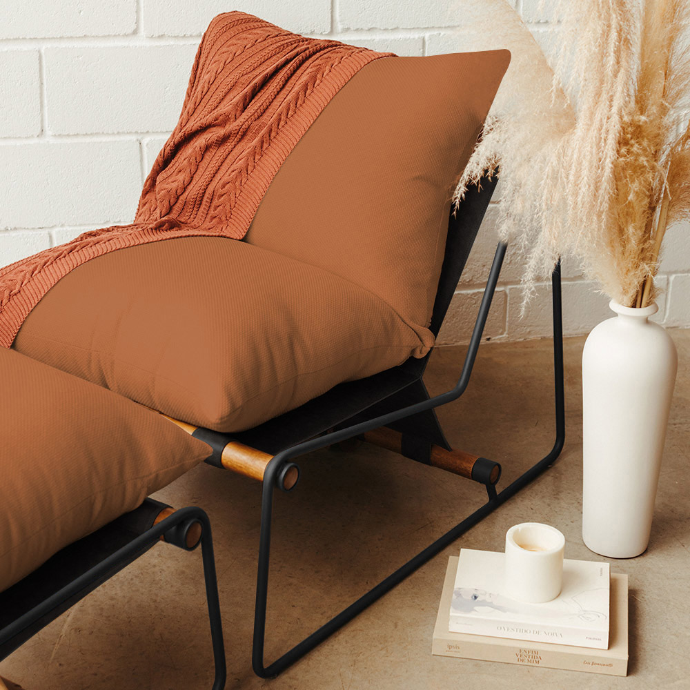 Poltrona Decorativa Turim Base Aço Preto Recouro Black Poliéster Terracota - Nexta Casa