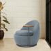 Poltrona Orgânica Kaira com Mesa Lateral Esquerda Base Fixa Titânio Bouclé Azul Claro - Nexta Casa