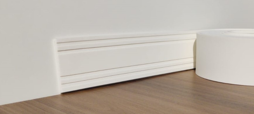 Rodapé Autocolante Flexível  - Boiserie Roda Meio Moldura Eva - 10cm 10 Metros