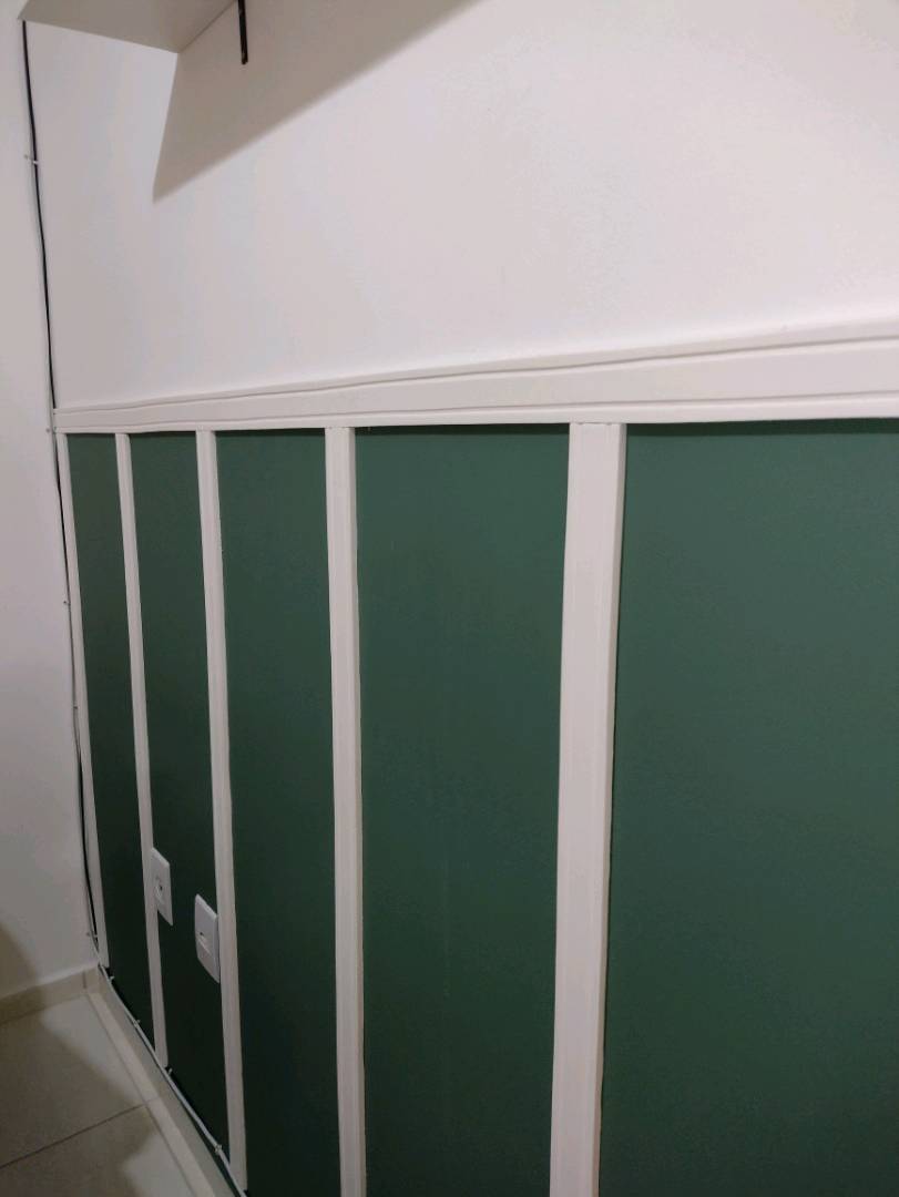 Rodapé Autocolante Flexível  - Boiserie Roda Meio Moldura Eva - 5cm 10 Metros