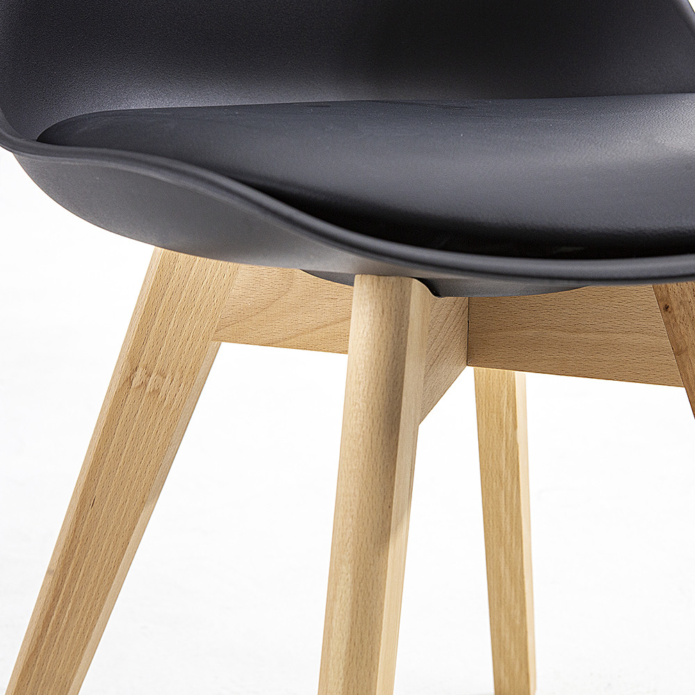 Kit 6 Cadeiras Saarinen Wood Com Estofamento Várias Cores - Preto