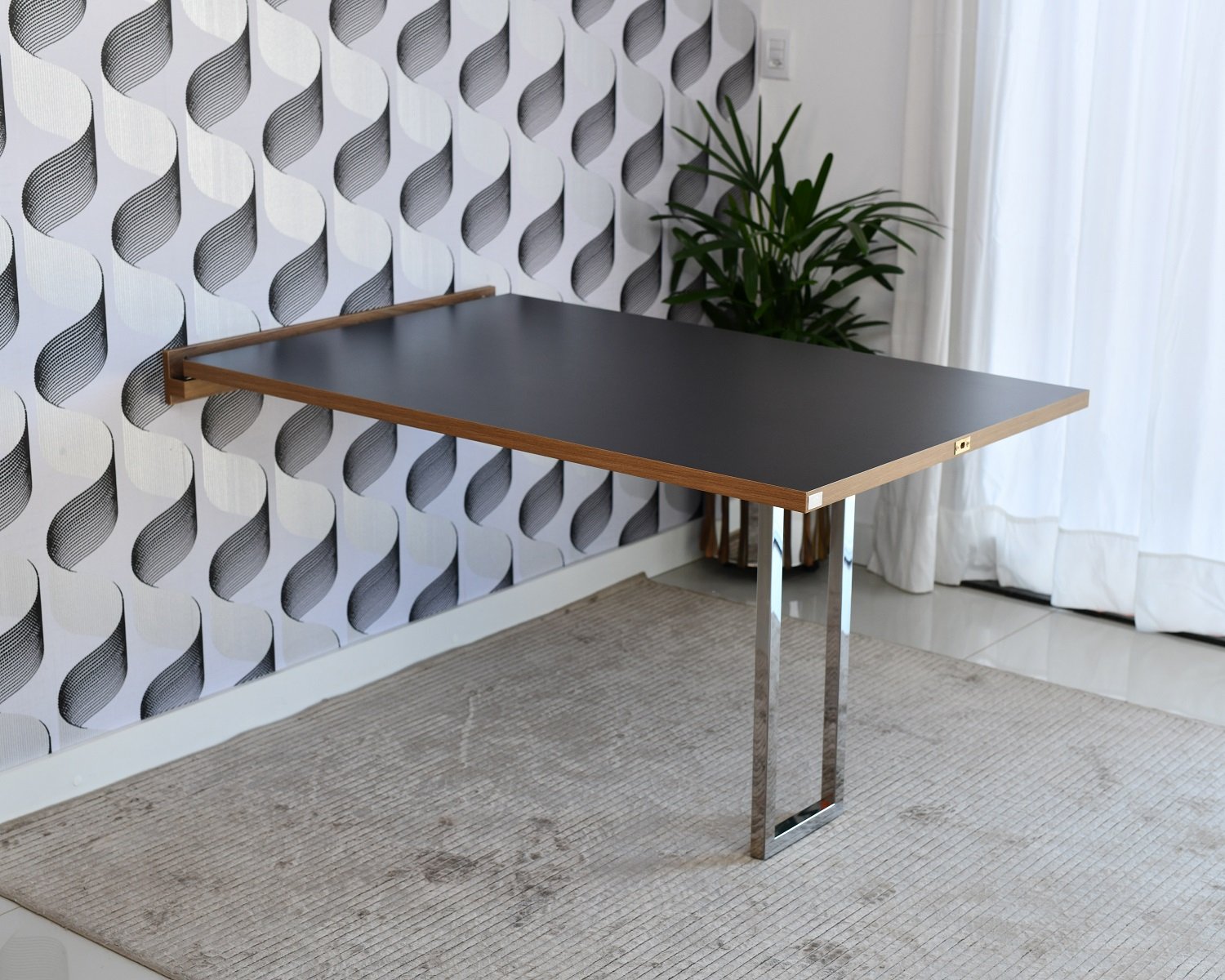Mesa Dobrável Retrátil de Parede INOX 140x89 Preto/Noronha