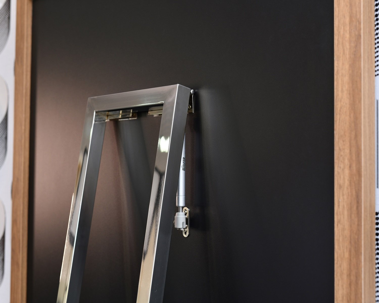 Mesa Dobrável Retrátil de Parede INOX 140x89 Preto/Noronha
