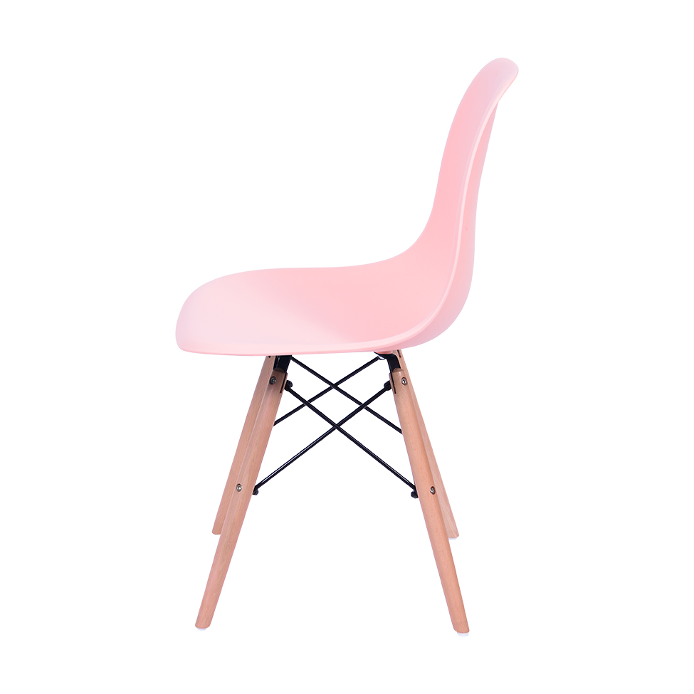 Cadeira Eames Base Madeira e Salmão