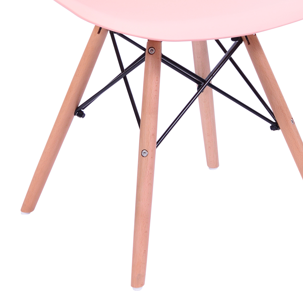 Cadeira Eames Base Madeira e Salmão