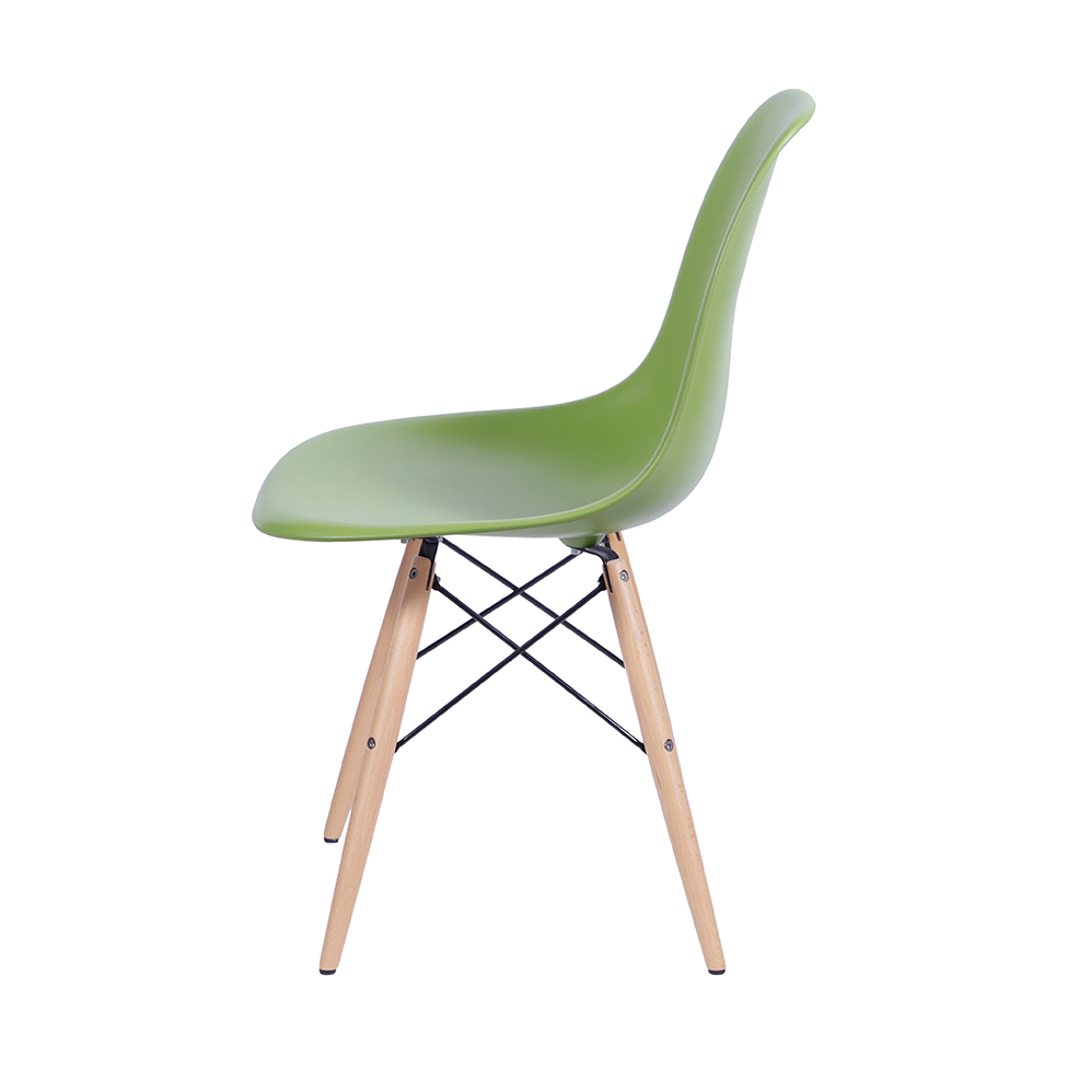 Cadeira Eames Base Madeira e Verde